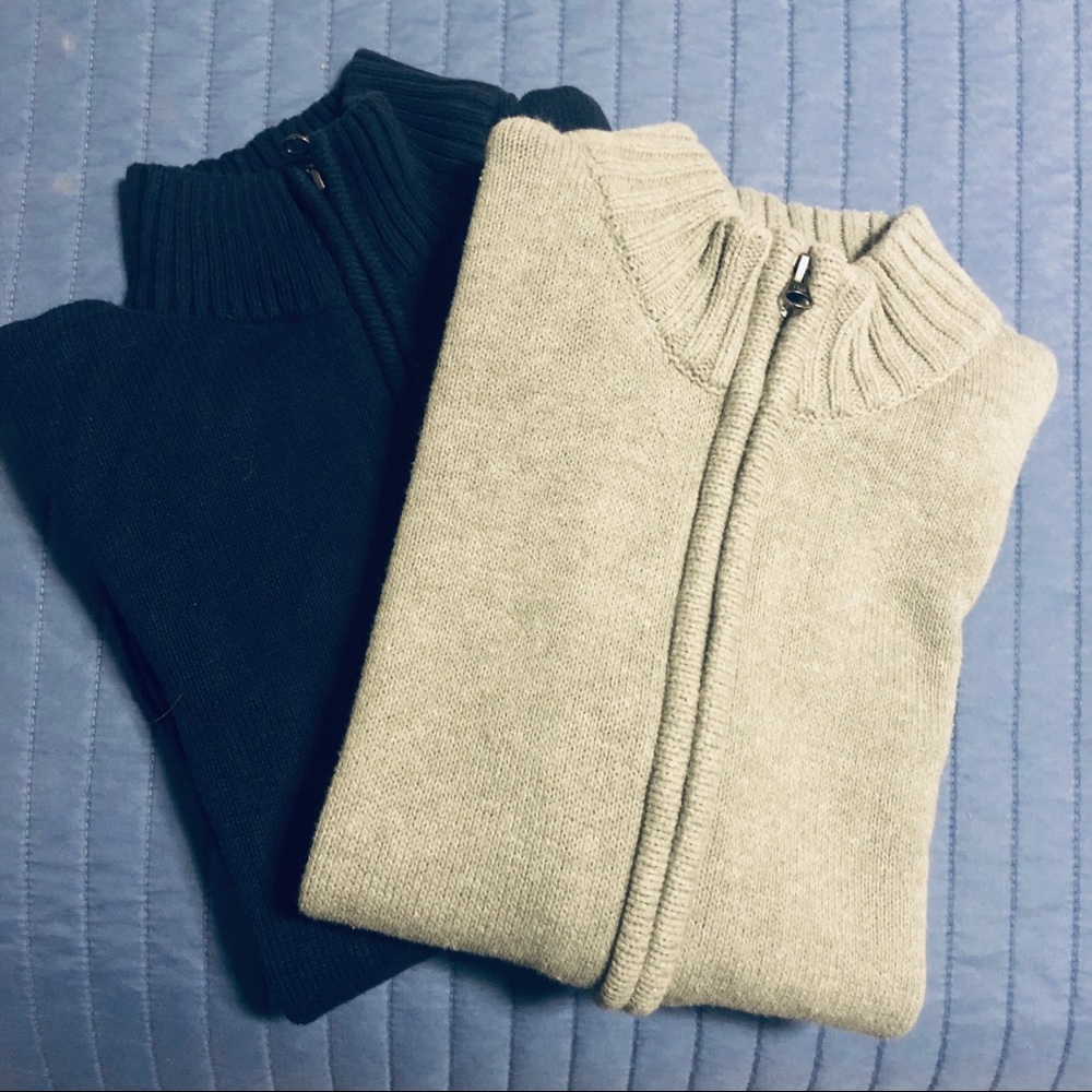 ✨ 2 for 1 Children’s Place zip sweaters ✨